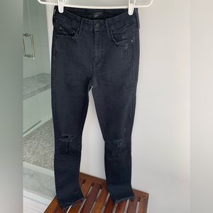 MOTHER denim Looker Ankle Fray Size 25
